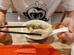 -护国寺小吃店(红莲南路店)