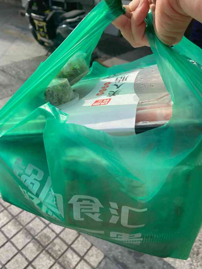 这边新开了一家锅圈食汇特地过来买一如既往的便宜