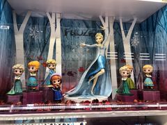 -泡泡玛特POPMART(蓝色港湾店)