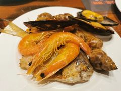 -四海一家自助餐(益田假日广场店)