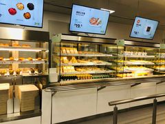 面包甜点陈列柜-宜家·瑞典风味餐厅(烟台路店)