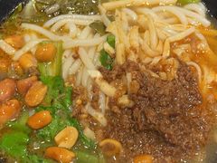 -桂在香知桂林米粉(红博中央公园店)