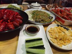 -聚汇三少·龙虾·中餐厅(莫邪路新天地店)