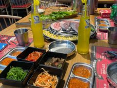 -青瓦炭韩潮烤肉(花园道店)