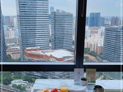 -上海龙之梦万丽酒店