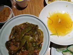 -关东小磨东北菜(上海长风大悦城店)