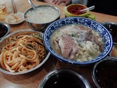 -清真老铁家灌汤包