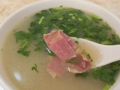 -河间正宗驴肉火烧(听海居店)