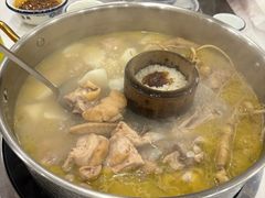 -朴小妹人参鸡汤火锅(长白山万达店)