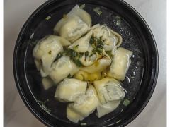 荠菜肉大馄饨-小无锡面馆