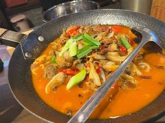 -富正毅三下锅·湘西韵味(天门山索道店)
