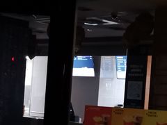 -麦当劳(乳山路店)