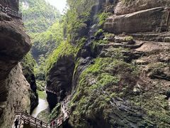-龙水峡地缝景区