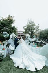 -欣薇婚纱(新源乐汇城店)