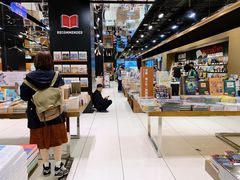 -诚品(信义店)