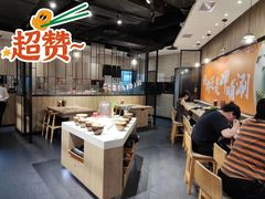 -呷哺呷哺(新世界百货望京店)