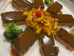 鲍汁松茸豆腐-悦真雅院·四合院·清真私房菜(雍和宫店)