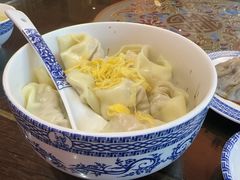 -笑来喜馄饨小笼工坊(通扬路店)