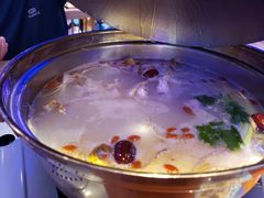 -千岛蚝高压锅生蚝·人参火锅(白云万达店)