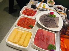 -海底捞火锅(关山保利店)