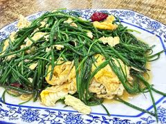 -老钟家烤羊排·敦伊阁清真餐厅胡羊焖饼