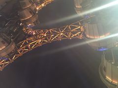 -影汇之星8字形摩天轮