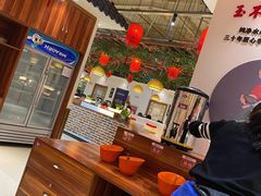 大堂-成老灶火锅鸡(高东街店)