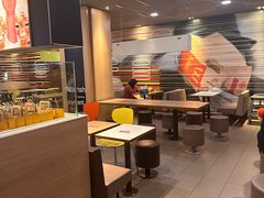 -麦当劳(杭州西湖银泰百货店)