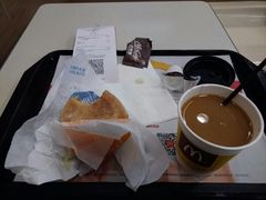 -麦当劳(轻轨曹杨路店)