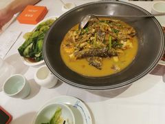 杂鱼一锅鲜-饭怕鱼·黄焖鲟龙鱼(湖大店)