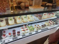 -花花卷卷·鲜食蛋糕(静安久光百货店)