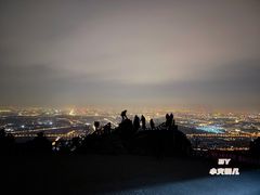 -鬼笑石后山停车场