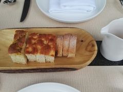 餐前面包-Mercato莫卡多露台餐厅与酒吧(K11店)