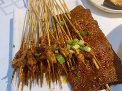 小肉串-去吃龙虾|鲜活小海鲜·鲜货烧烤(红林世界城店)