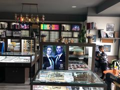 -视野联行眼镜蔡司·依视路官方授权店(顺城店)