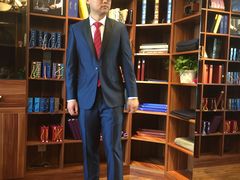 -宇翔服饰(双井桥东首城国际店)