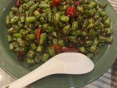 -鹅冠港式茶餐厅(来福士店)