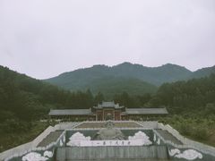 -九鼎铁刹山风景区