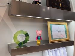 -三只熊皮肤管理中心旗舰店