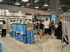-百联奥特莱斯广场(南京店)