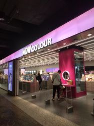 -WOW COLOUR