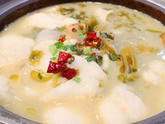 -周鱼小馆石锅酸菜鱼(活力汇店)