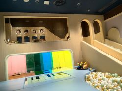 -奈尔宝家庭中心·亲子餐厅(北京东坝万达店)