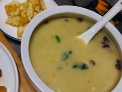 老济南甜沫-闫府私房菜·百年鲁菜(恒隆店)