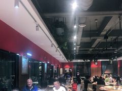 大堂-永红源啤酒·烧烤·海鲜·大排档(青特城店)