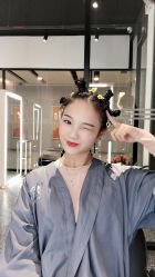 -丝语萱形象