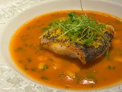 黄鰤鱼薄片-弦月窗LUNETTE BY AMANDA(复兴路店)