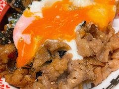 黄金松坂猪肉饭-牛邸·烧肉饭(来福士店)