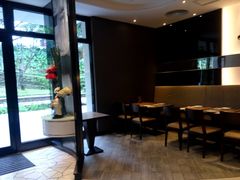 -必胜客(WOW中心城店)