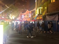 -吉庆街美食广场